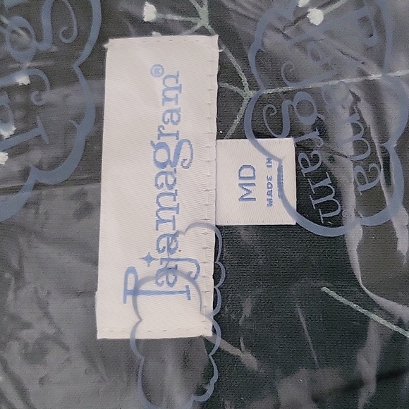 Women's Dark Green Floral Print Button Front PJ Set - Long Sleeve - Picture 2 of 5